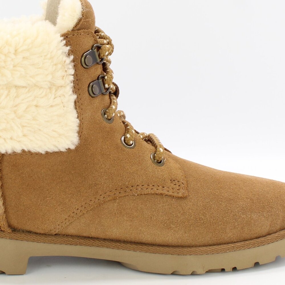 NEW UGG Romely Suede Boot, US 9.5, Cozy Lined Winter Outdoor Essential - Picture 13 of 16